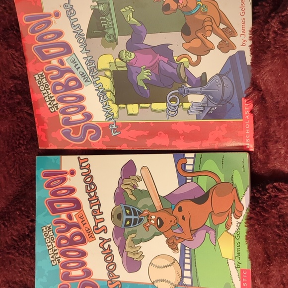 Scooby-Doo! Book Bundle of 8 Mysteries Plus bonus book of Student World Records! - Picture 9 of 16